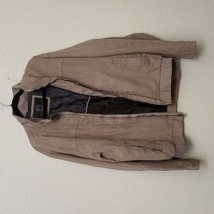 Weatherproof mens jacket size XL. Tan color